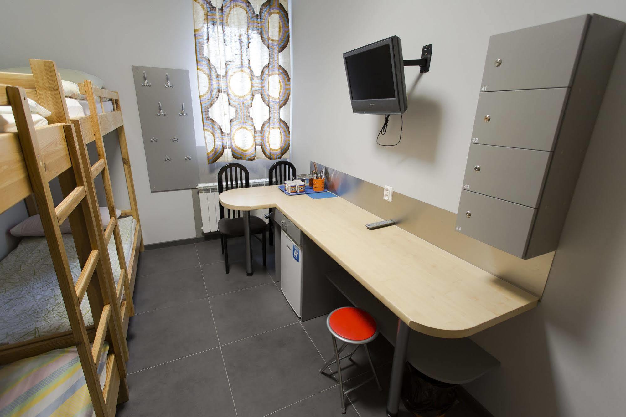 Hostel Siennicka Varsovie Extérieur photo
